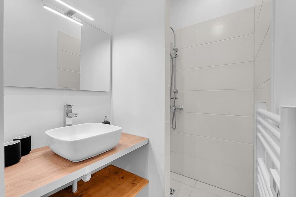 Le Cocon - T2 Cosy Hypercentre Avec Parking Apartment Toulouse Ngoại thất bức ảnh